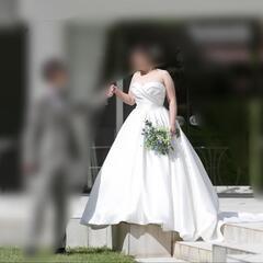 ウェディングドレスの画像