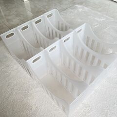 【無人取引】A4サイズファイルボックス　100均商品　8個の画像