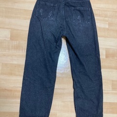 【取引中】マタニティ　ダメージデニムパンツの画像