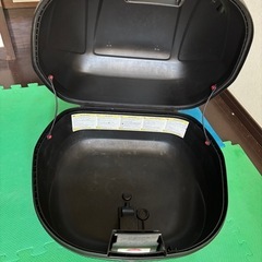 GIVIリアボックスの画像
