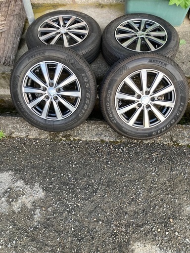 アルミホイール、ラジアルタイヤ　4本セット 195/65R15
