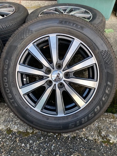 アルミホイール、ラジアルタイヤ　4本セット 195/65R15 