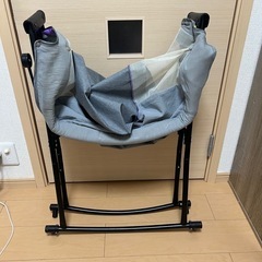 折りたたみベビーベッドの画像