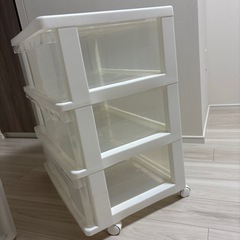 ３段収納ボックスの画像