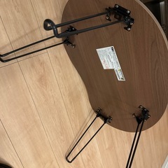 折りたたみコンパクトテーブルの画像