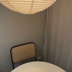 ダイニングテーブル　カフェテーブル　ラウンドテーブルの画像