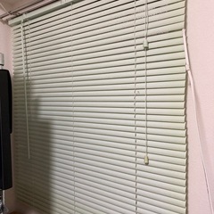 ブラインド1m四方の画像