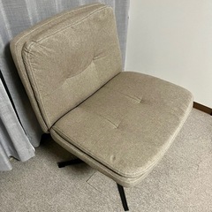 ソファーチェアーの画像