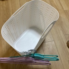 洗濯かご＆ハンガーの画像