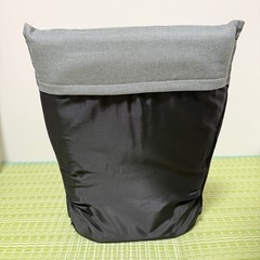 ニトリ グレー 折りたためる 座椅子の画像