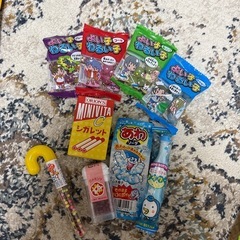 お菓子18点の画像