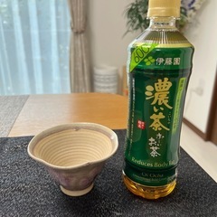 小さな益子焼の植木鉢の画像