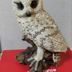 フクロウの置物の画像