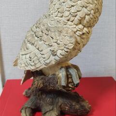 フクロウの置物の画像