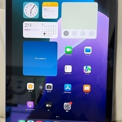 極美品　iPad (A16) 128GB Wi-Fiモデル　ブルー  の画像