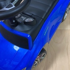 メルセデスベンツ 足けり 乗用玩具の画像