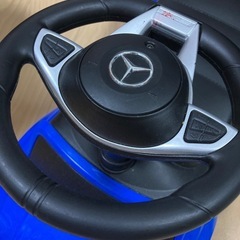 メルセデスベンツ 足けり 乗用玩具の画像