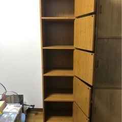 扉付きカラーボックスの画像