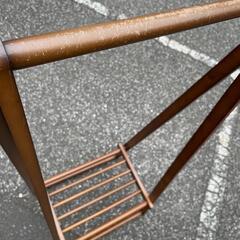 中古のニトリのハンガーラックの画像