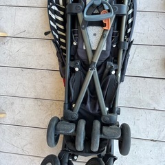 アップリカ　ベビーカー
の画像