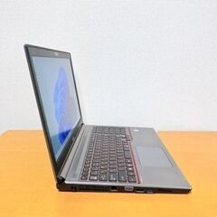 【薄型】2025 7月分⑥ 富士通 ノートパソコン Corei5 大容量HDD320GB搭載 オススメ品の画像