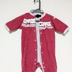 赤い水玉模様ロンパースの画像