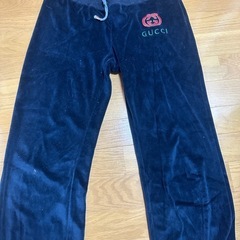 グッチのスエットの画像