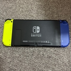 Switch 本体のみ(ブルー(L), ネオンイエロー(R))の画像