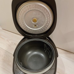 炊飯器　3合の画像