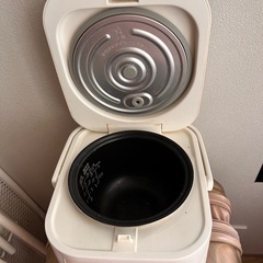 炊飯器（すいはんき）の画像