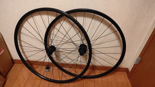ボントレガー チューブレスレディ ホイール 前後セット 700c