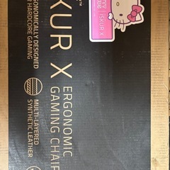 ハローキティ ゲーミングチェア Razer Iskur Xの画像