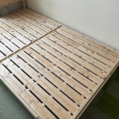 国産檜ベッドフレーム、セミダブルの画像
