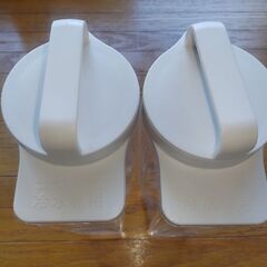 アクリル冷水筒 2L 無印良品 冷水専用 横置きできる 2個セットの画像