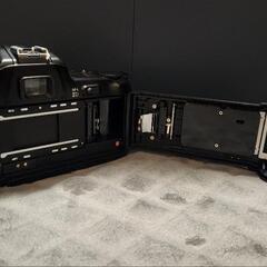 美品ジャンク　Nikon　F-601　フィルム一眼レフカメラボディーの画像