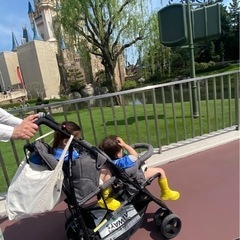 キンダーワゴン　二人乗りベビーカー　２人乗りベビーカー　の画像