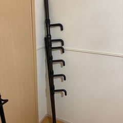 【商談中】ニトリ突っ張りポールハンガー(ダークブラウン)の画像