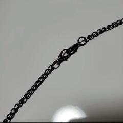 クロスとプレートの2連ネックレスの画像