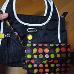 美品　ビサイユ　3点セット　(2WAYリュック　トートバッグ　ポーチ)の画像