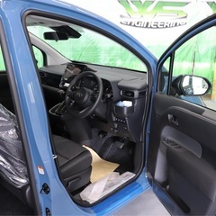 最速納車🚗新車 シエンタ ブリティッシュブルー 未使用車 7人乗りの画像