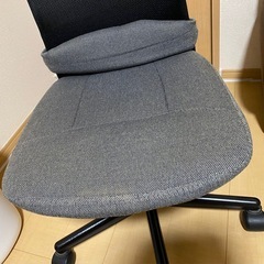 デスクチェア　オフィスチェアの画像
