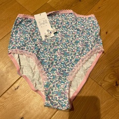 新品未使用　タグ付き　マタニティショーツの画像
