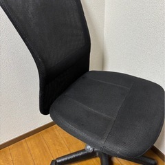 ⭐️無料⭐️キャスター付き椅子の画像