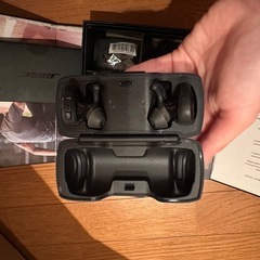 美品BOSE ボーズ フルワイヤレスイヤホンの画像