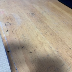 テーブル　汚れありの画像