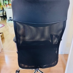 オフィスチェア　黒の画像