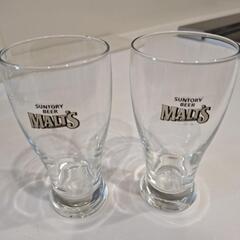 ビールクーラー　と　ビアグラスの画像
