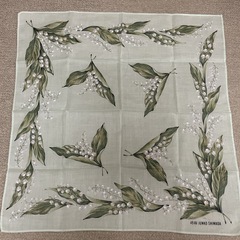 無料でどうぞ！すずらん柄のハンカチです☺️の画像