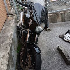 XJR400