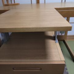 値下げ!　コイズミ 学習机キャスター引き出しセットの画像